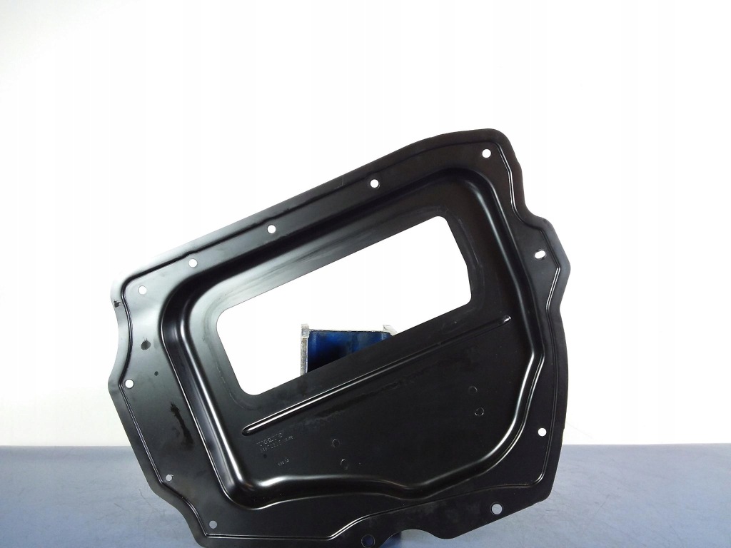 фото №1, Volvo xc60 ii защита стены перегородки 31672805