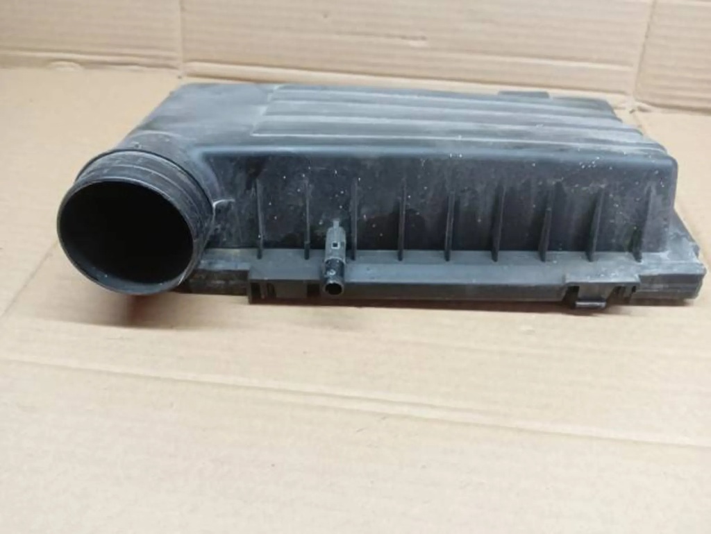 фото №1, Корпус фільтра повітря góra skoda rapid fabia iii 1.2 tsi