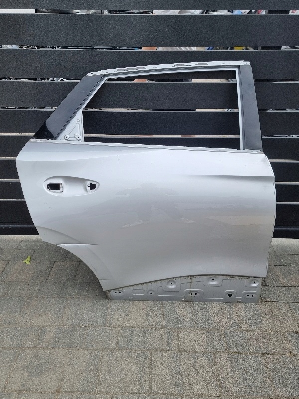 фото №1, Mg4 дверь правое задние задняя