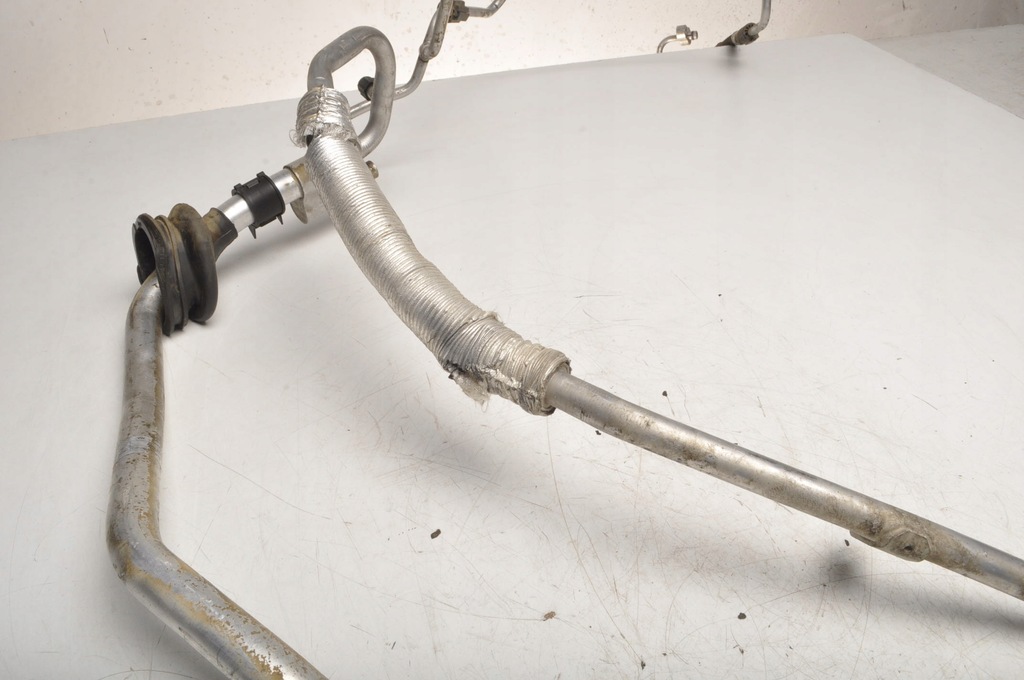 фото №6, Porsche macan 3.6 шланг кондиционера 95b260710 95b260707e