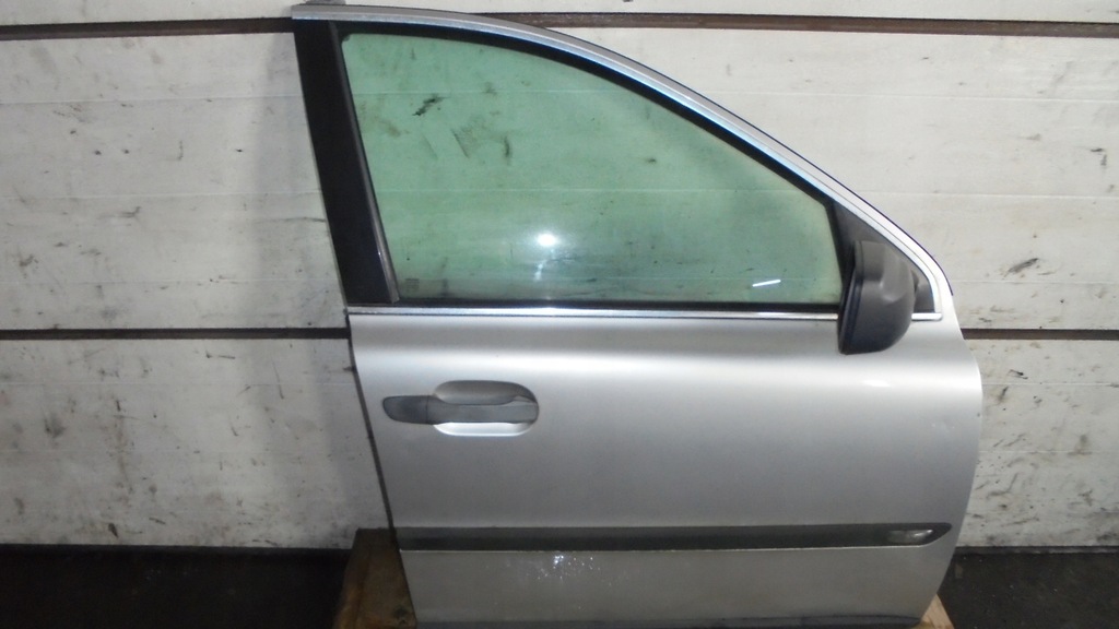 фото №1, Дверь правое перед volvo xc90 2.9 bt 2003