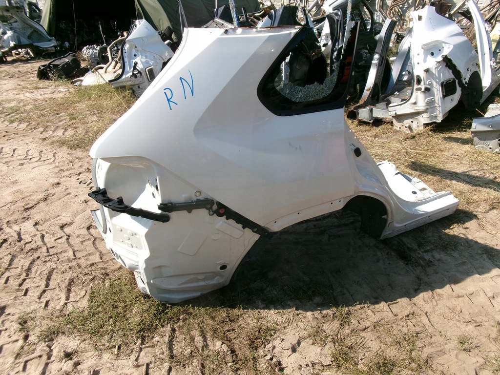 фото №1, Toyota rav4 v покоління чверть задня права задня перламутр