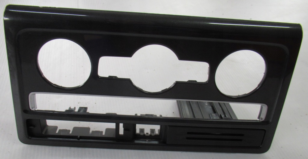 фото №1, Vw golf vii sportsvan рамка панель кондиционера