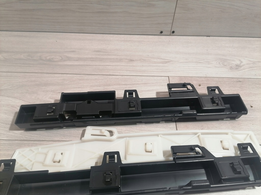 фото №13, Bmw f30 f31 кронштейн порог правое комплект 7240874