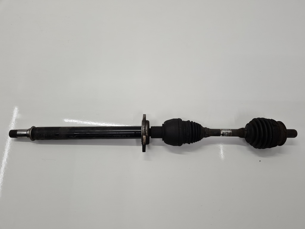 фото №1, Mercedes w246 приводной вал правый перед 1.8cdi