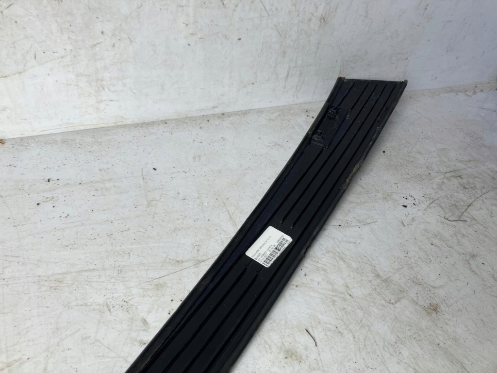 фото №5, Молдинг дахова права tesla model s