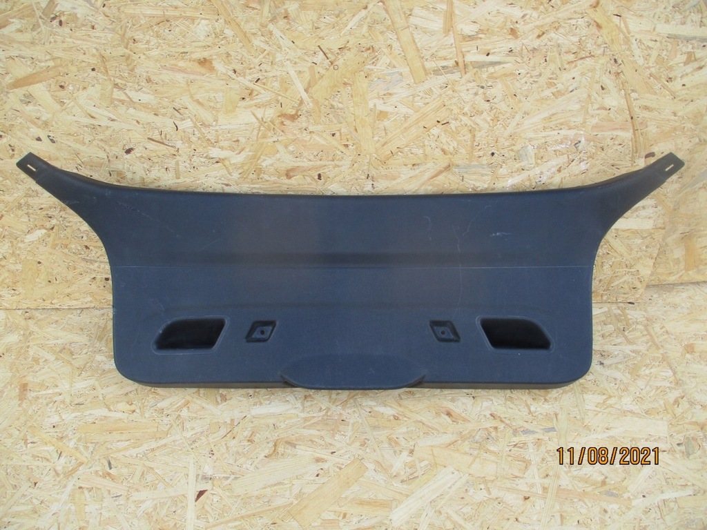 фото №1, Bmw 1 f20 f21 оббивка кришки задня