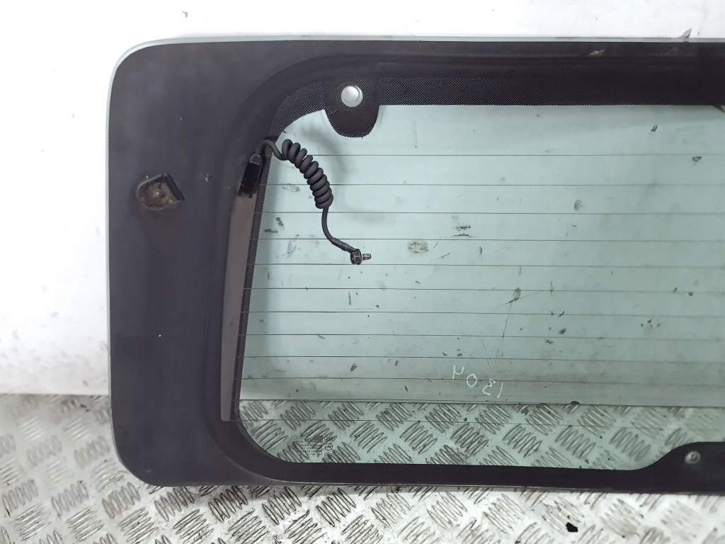 Скло задня kia sorento Київ