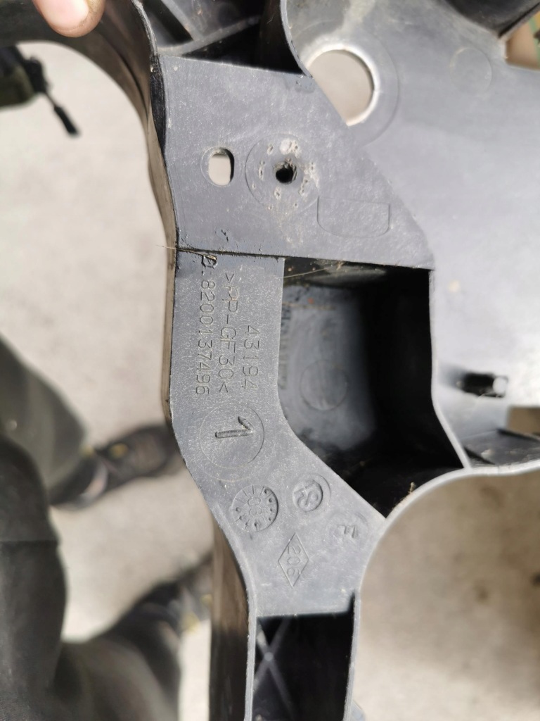 фото №7, Напрямна бампера правий перед renault scenic ii 03-09