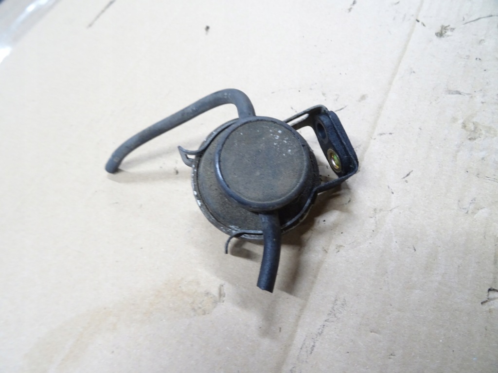 фото №1, Suzuki samurai клапан вакууму 1,3 413