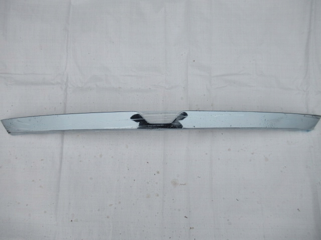 фото №1, Dacia dokker молдинг хромированная решётка решетка 623822722r