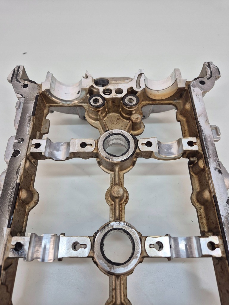 фото №8, Головка двигуна porsche panamera 970 06e103286