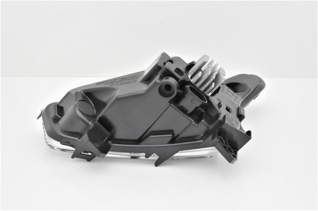 фото №3, Ford fusion mondeo 2020- противотуманная фара drl led правый