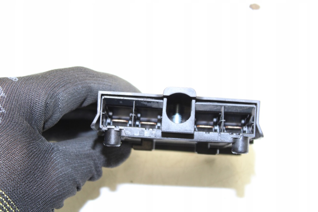 фото №2, Розподільник струму mini countryman r60 r56 n47 bmw e20 c20a 9136724