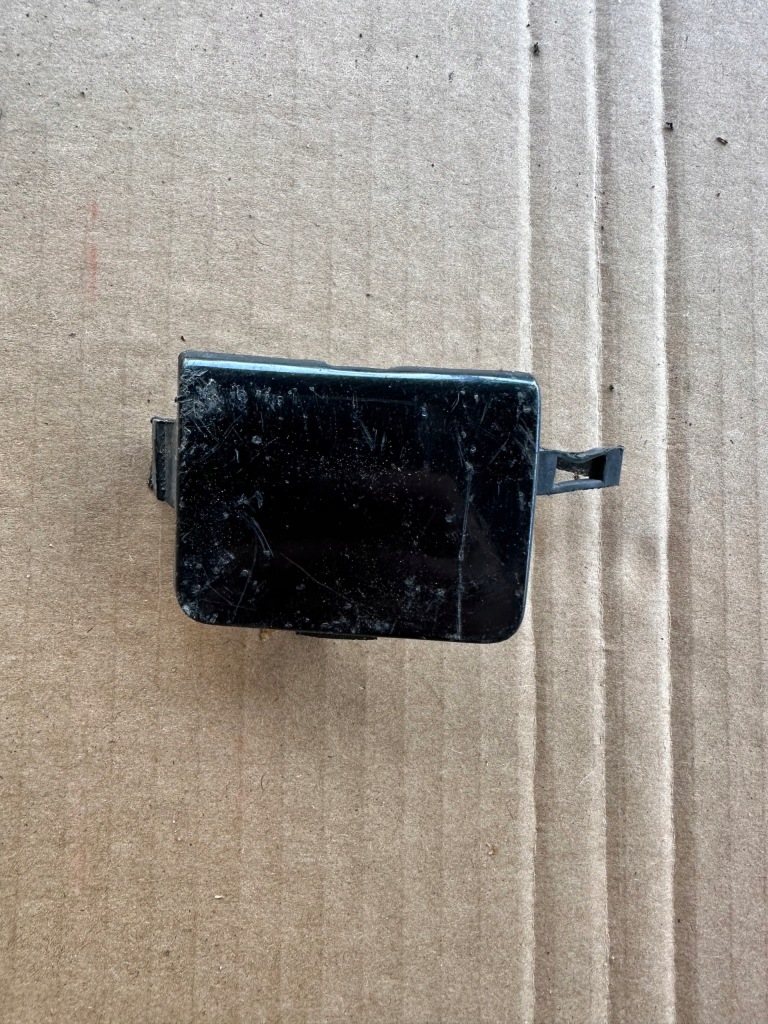 фото №1, Заглушка бампера фаркоп задняя citroen c4 i picasso 9654487877