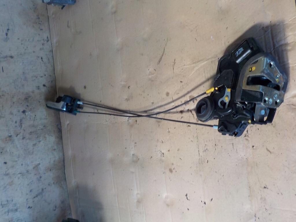 фото №5, Toyota corolla 2.0d замок дверь правый задняя