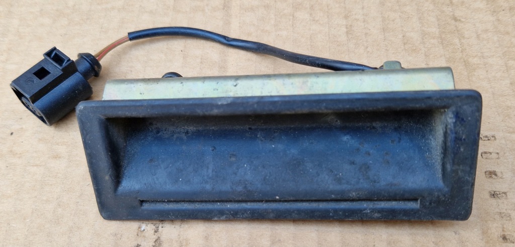 фото №8, Vw golf iv bora kombi ручка кришки 1j0827566b