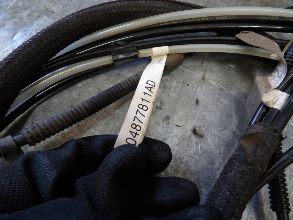 Jeep grand cherokee wk2 бак повітря дроти комплект в Україні