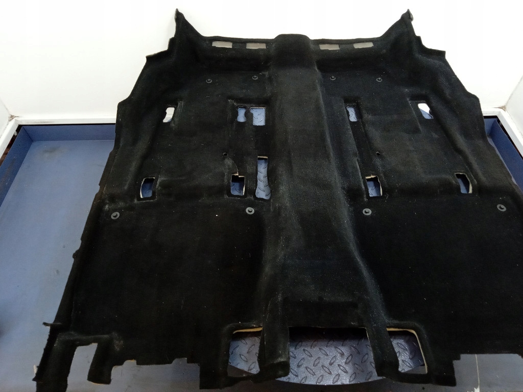 фото №4, Mercedes gls w167 обшивка пол задняя a1676806403