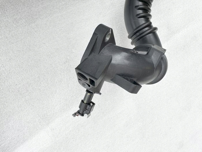 Труба шланг воздуха 144604814r renault megane scenic 1,3tce Доставка