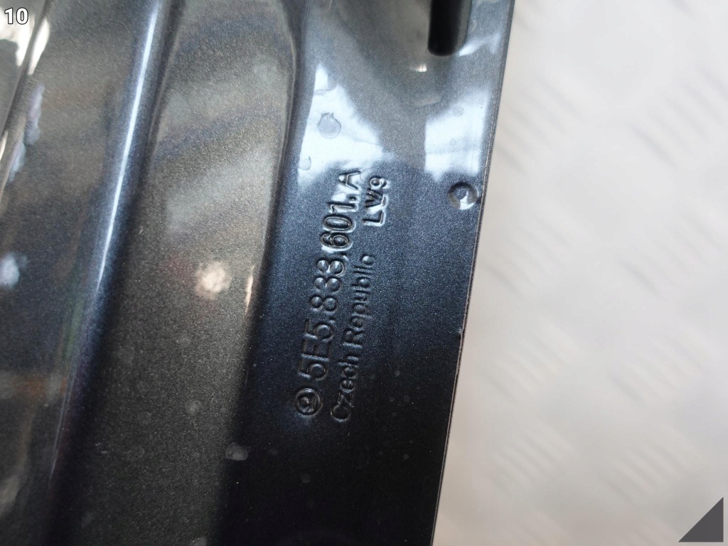 Skoda octavia 3 3 5e0 12- седан седан дверь l Доставка