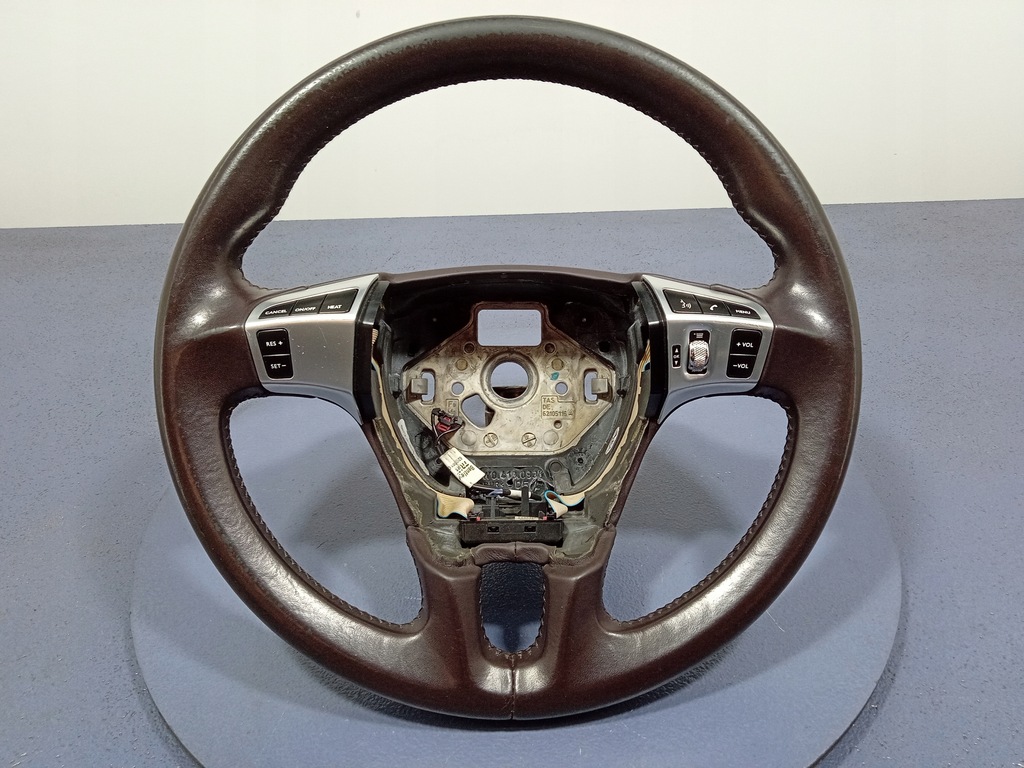 фото №1, Bentley continental gt gtc 03- воздуховод трёхспицевая