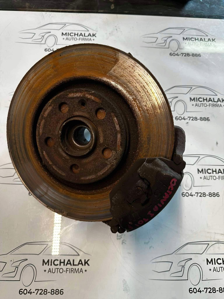 фото №1, Octavia i 1.9 tdi поворотный кулак правый перед