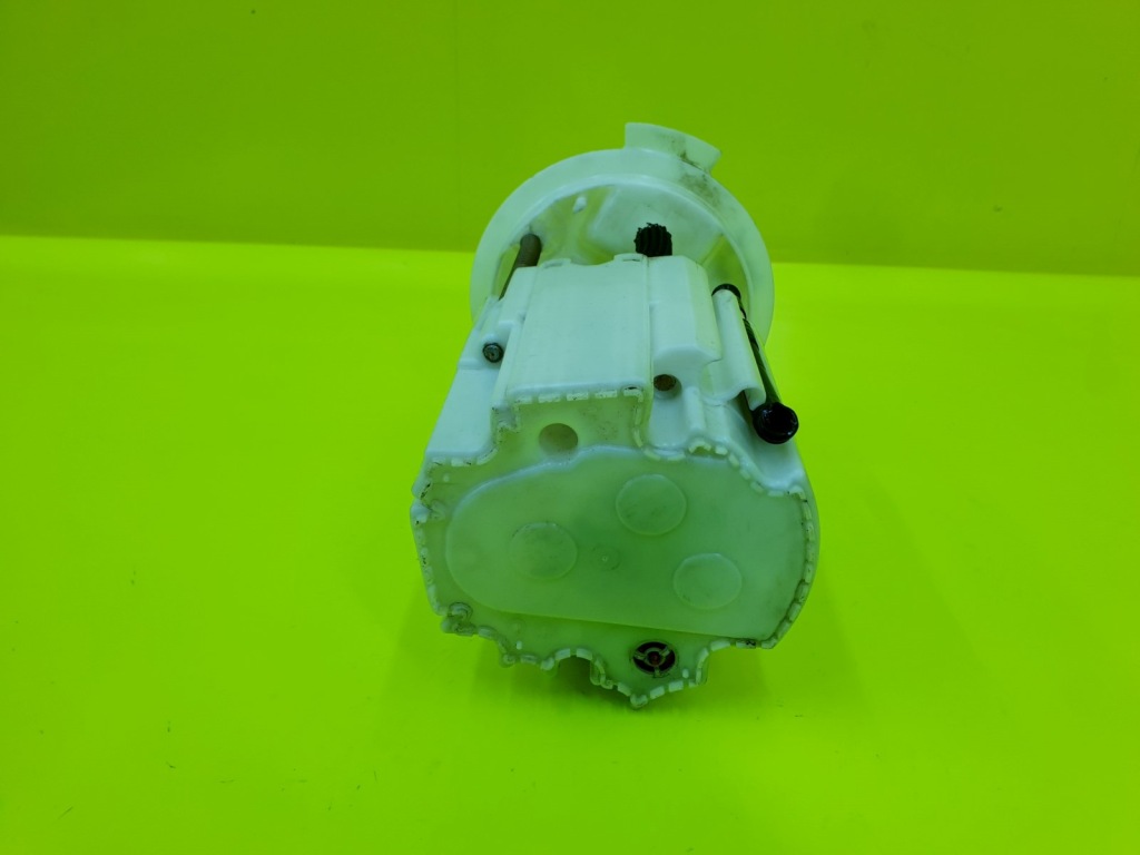 Помпа топлива бака volvo s60 ii sedan 2.0d Киев