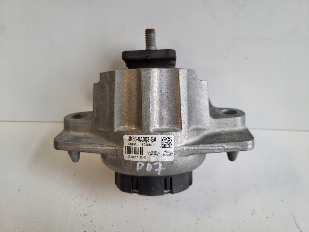 фото №1, Подушка двигателя range rover velar jaguar f-pace jk83-6a003-ga