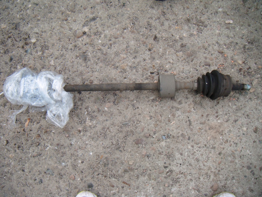 Купити Fiat seicento 0.9 97-10 привідний вал правий перед