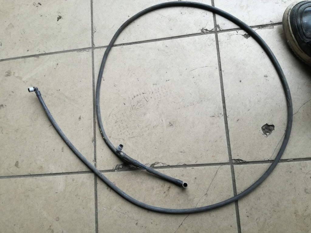 фото №1, Volvo v40 ii шланг омывателя фары