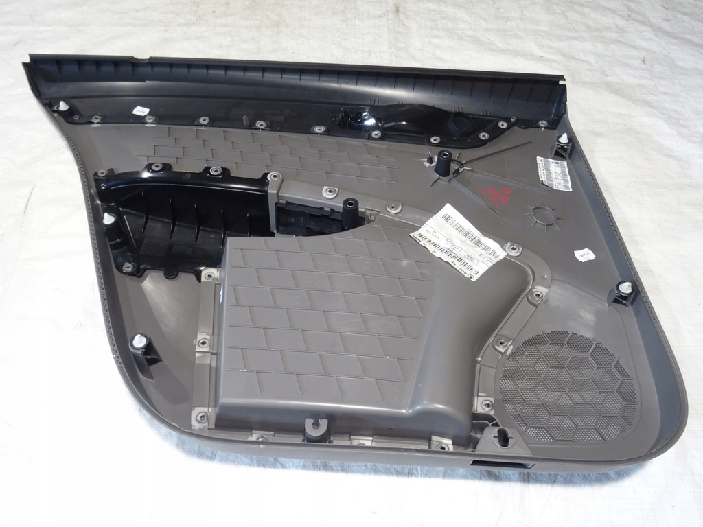 фото №7, Оббивка обшивка двері задня задній правий seat toledo iv 4 12-19 6ja867024a