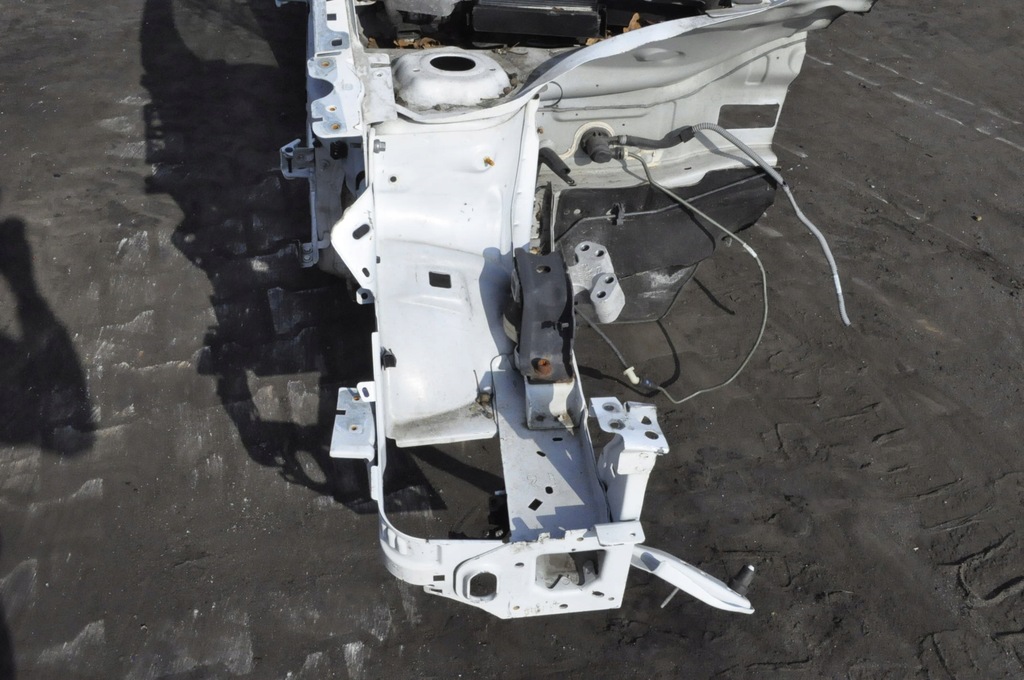 фото №8, Peugeot 2008 i блок двигателя порог правый