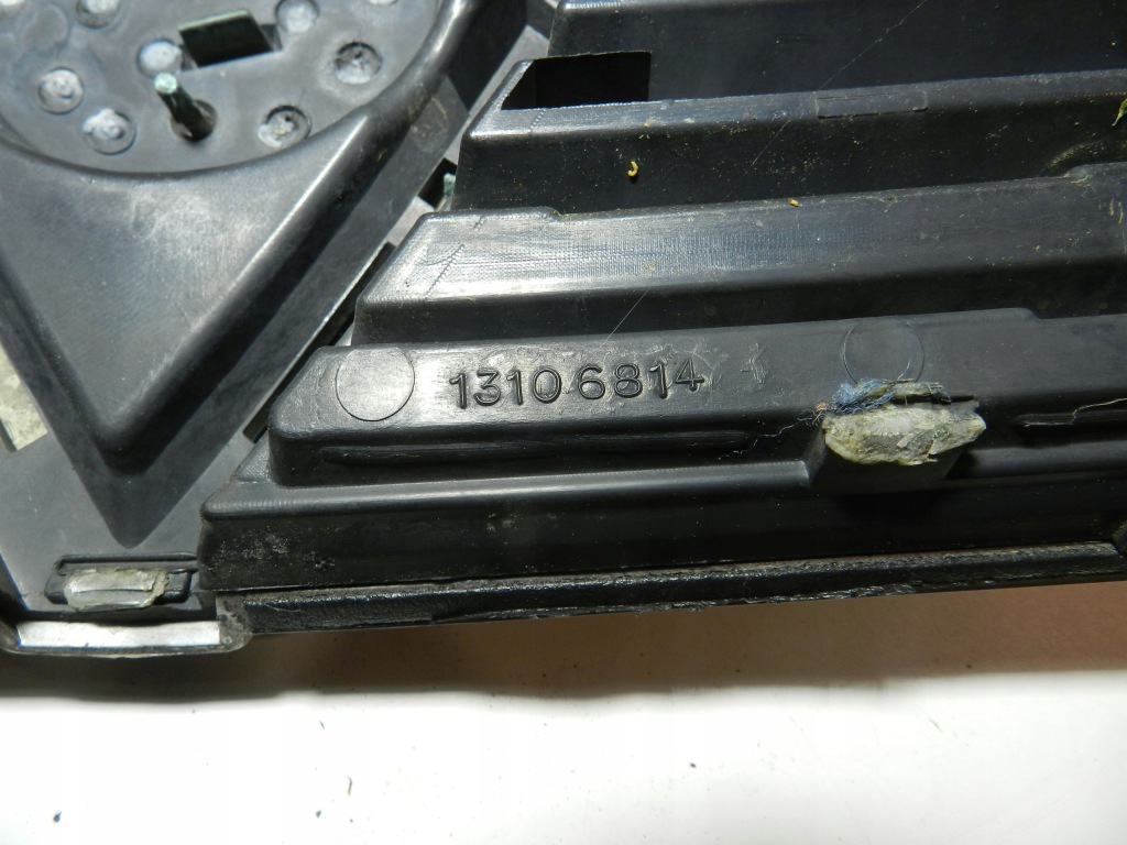 Opel vectra c 02-05 vauxhall решётка радиатора решётка  капота 13106814 Доставка