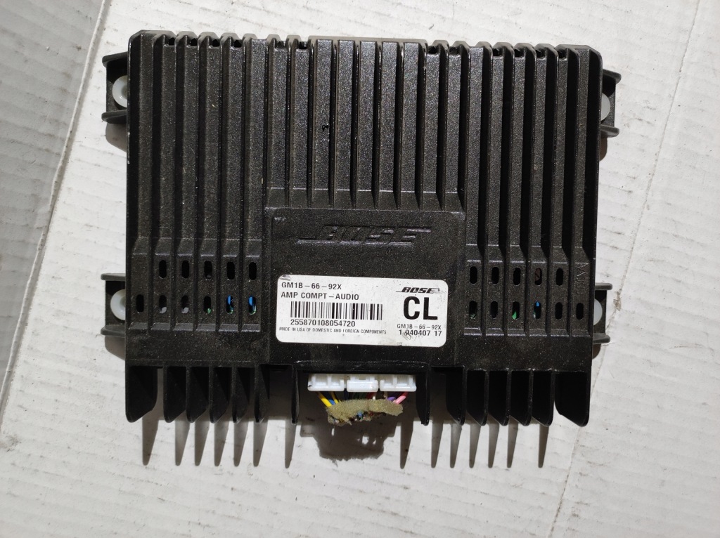 фото №1, Підсилювач радіо mazda gm1b6692x