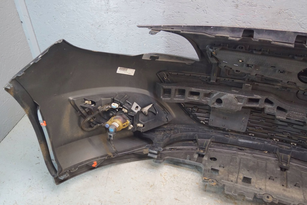 Opel astra j iv рестайлинг  бампер перед z2429 в Украине