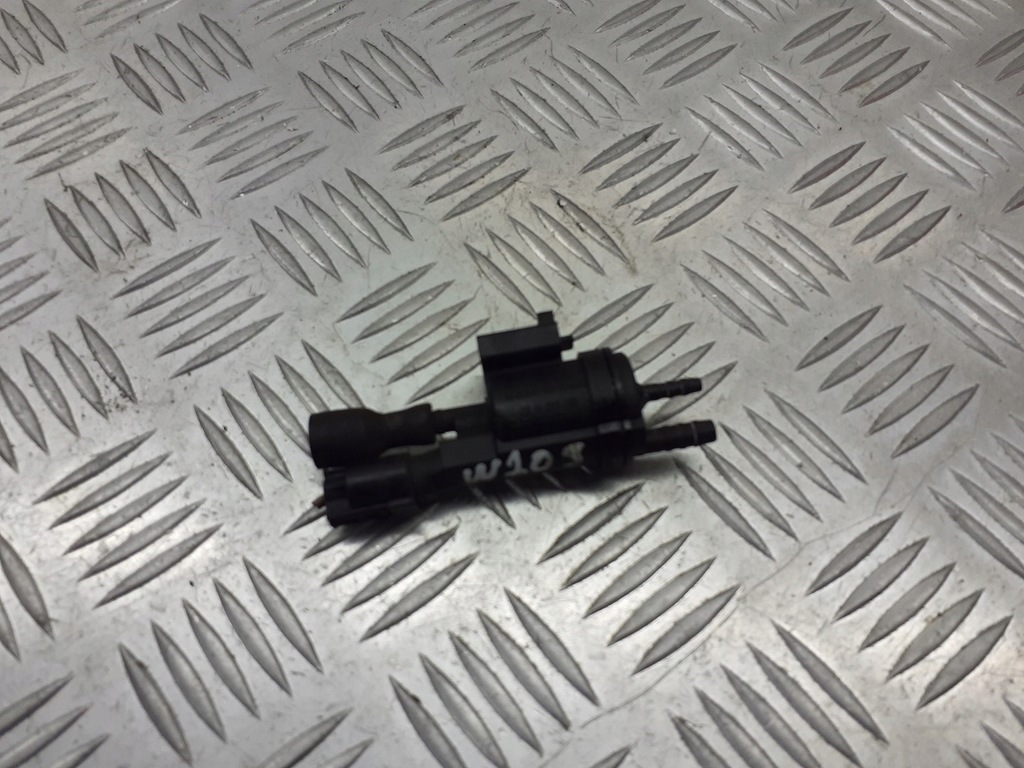 фото №1, Клапан вакуумa mercedes w203 2.0 0025401497