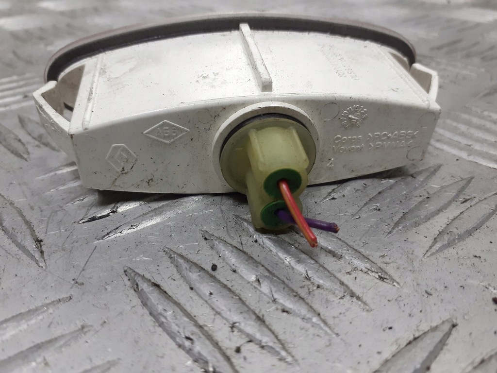 фото №3, Освещение лампа дверь nissan primera p12