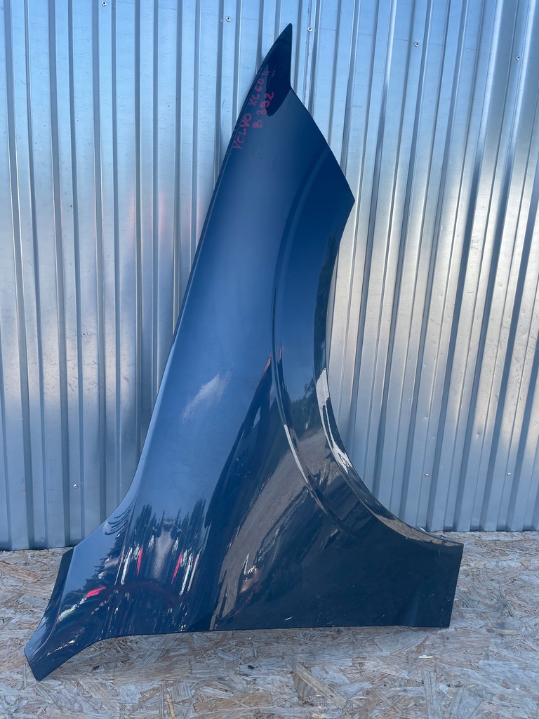 фото №1, Крыло передний правый перед volvo xc60 ii 2