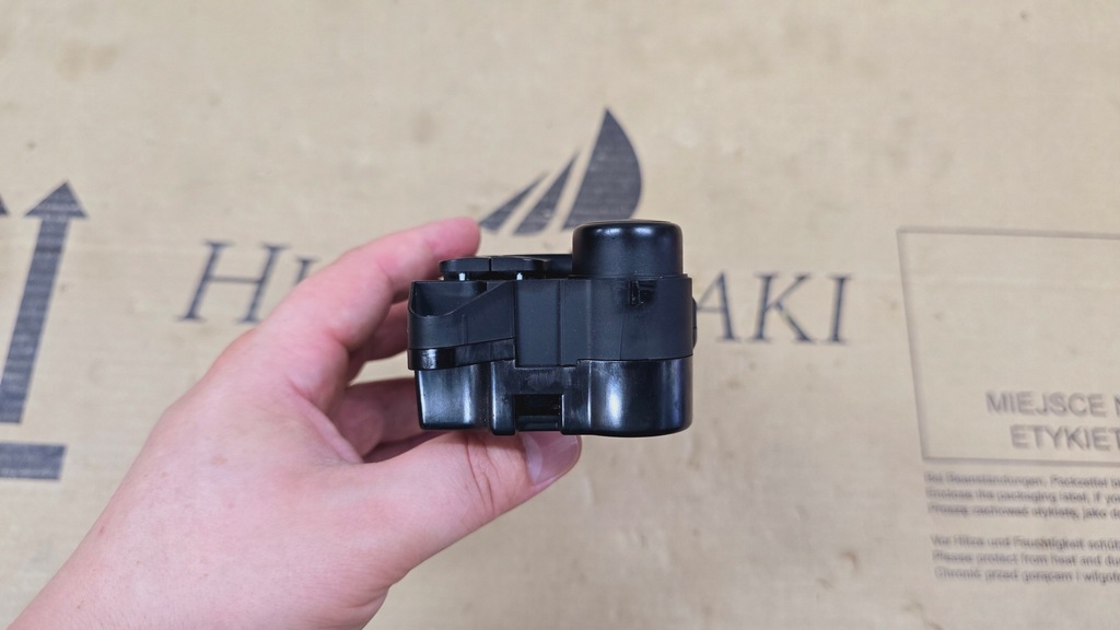 фото №9, Ford galaxy mk3 10-15 lift панель обдув кондиционера na задняя 3 ряд чёрный