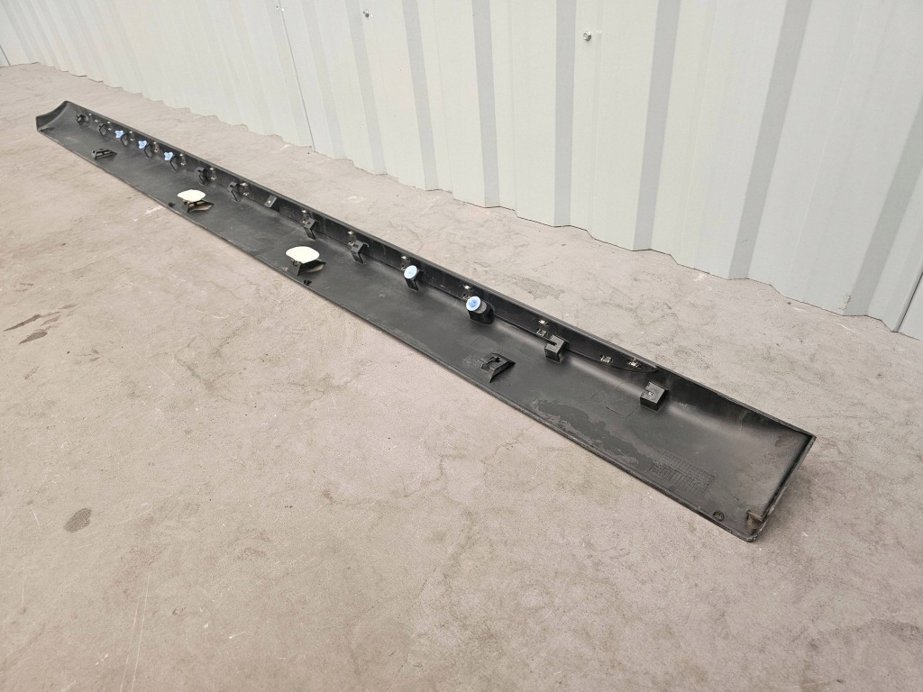 фото №9, Peugeot 3008 i 2009- 96857830xt молдинг порог накладка правая хром