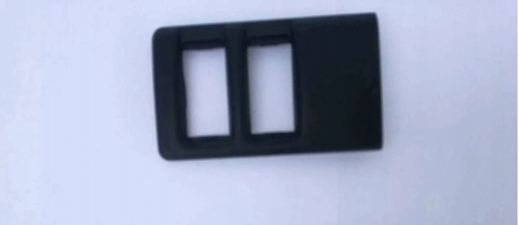 фото №1, Правый панель защита кнопка задних дверь mercedes w126 1267660691