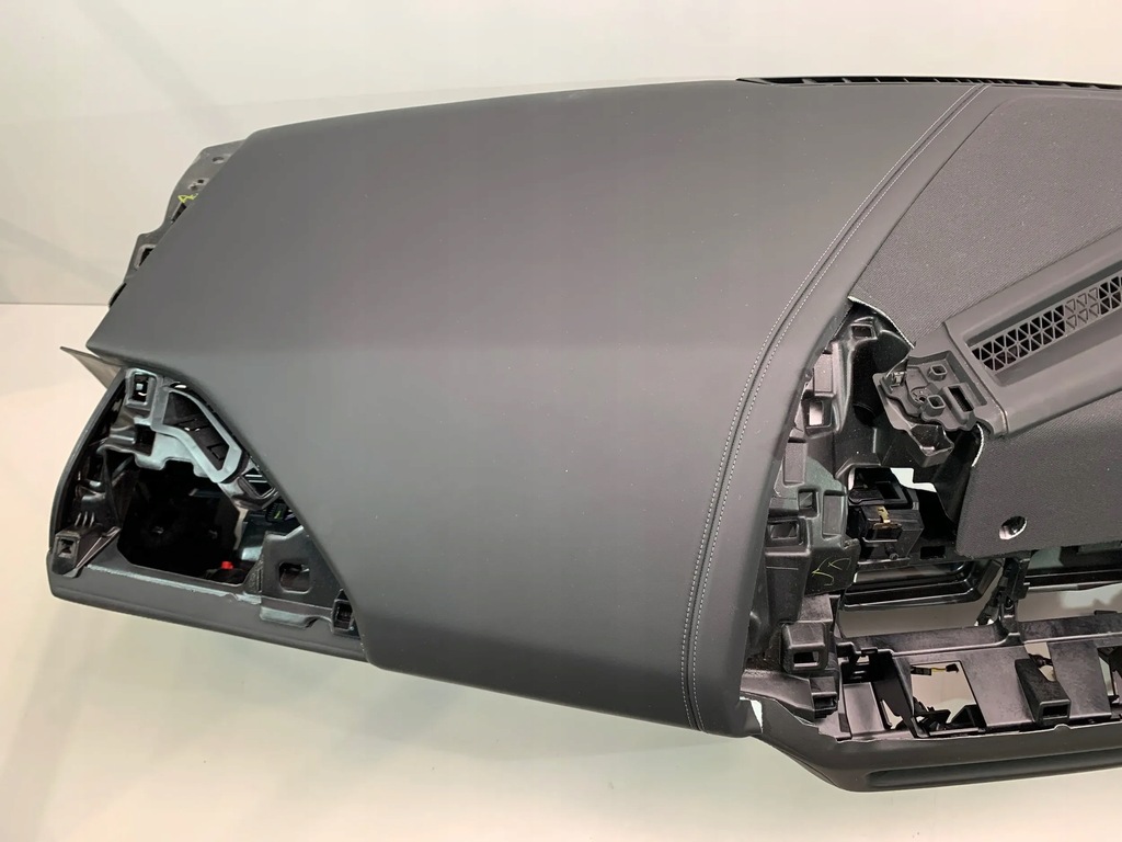 фото №3, Bmw xm g09 панель приладів приладова консоль оригінал rhd