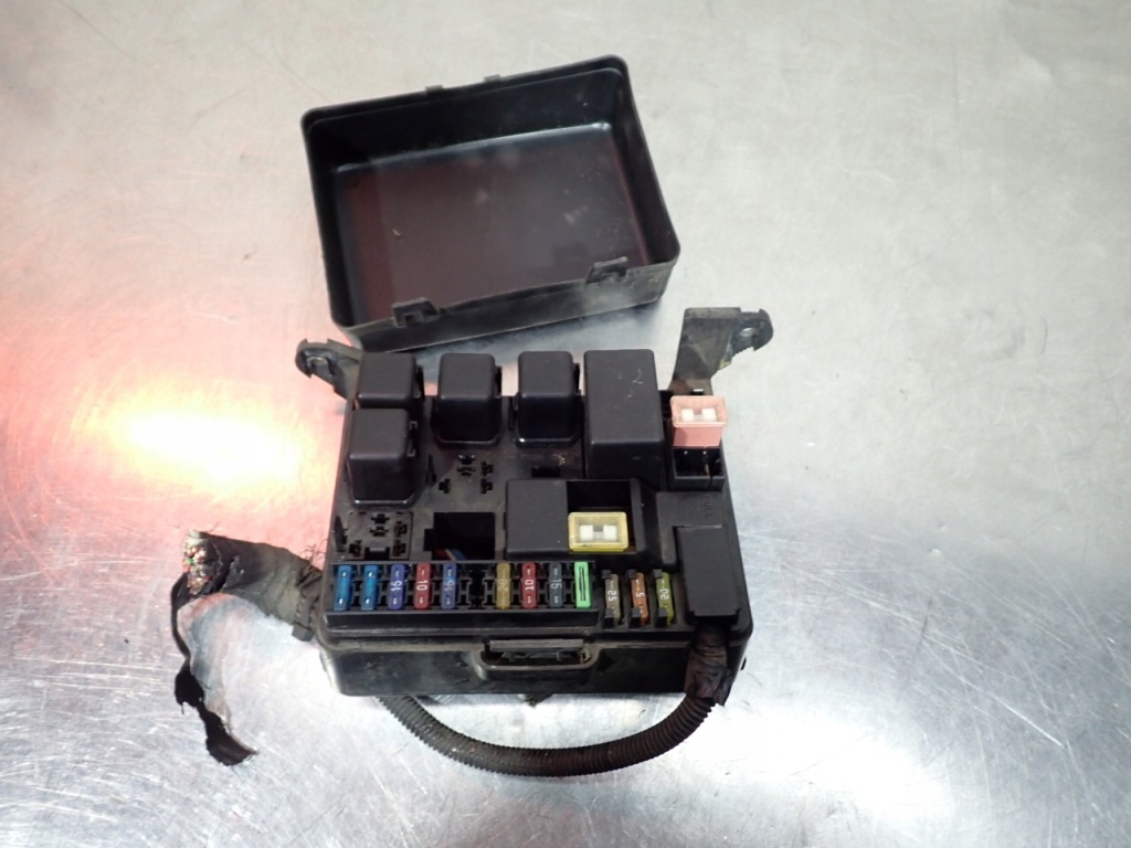 фото №6, Коробка предохранителей opel frontera a 2.3