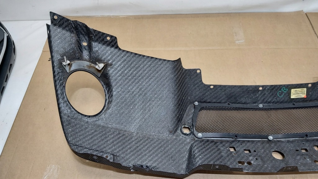 фото №9, Бампер задняя накладка карбон aston martin vantage v8 v12 lift ad23-17e955-ab