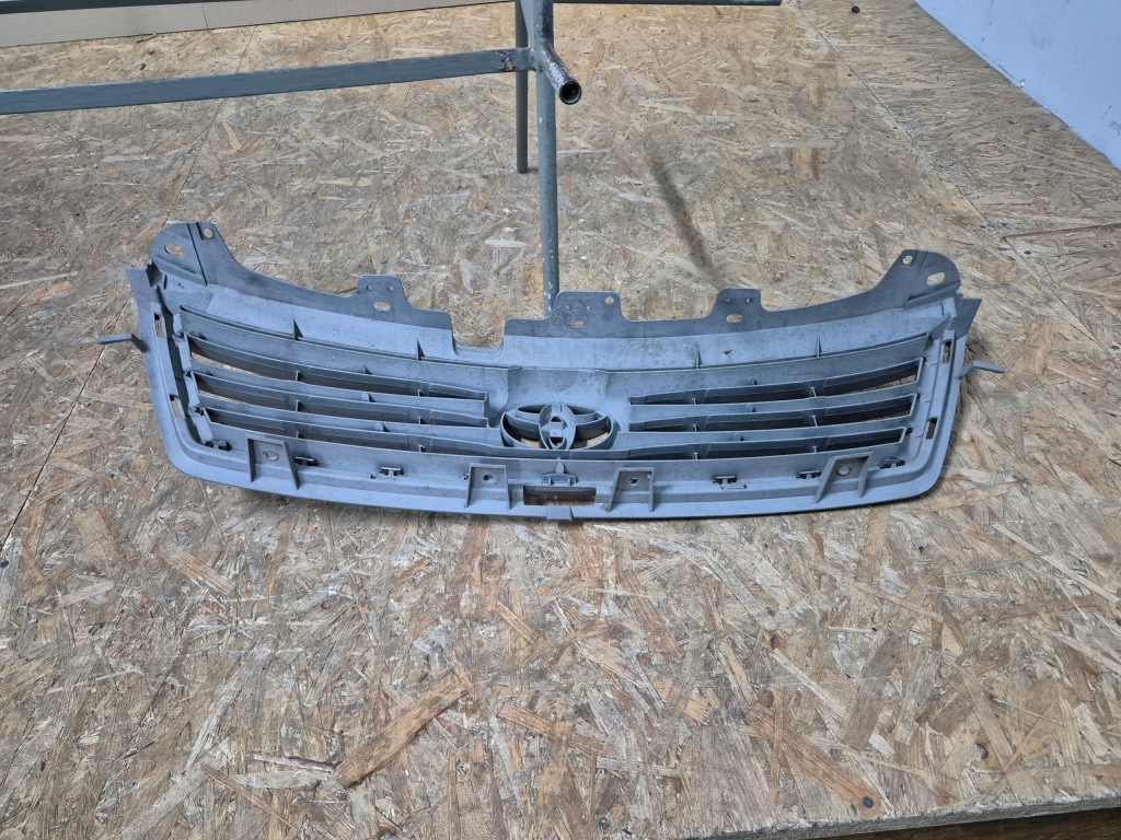 Toyota rav-4 3 3 10-12r рестайлинг  решётка радиатора решётка  передняя перед Цена