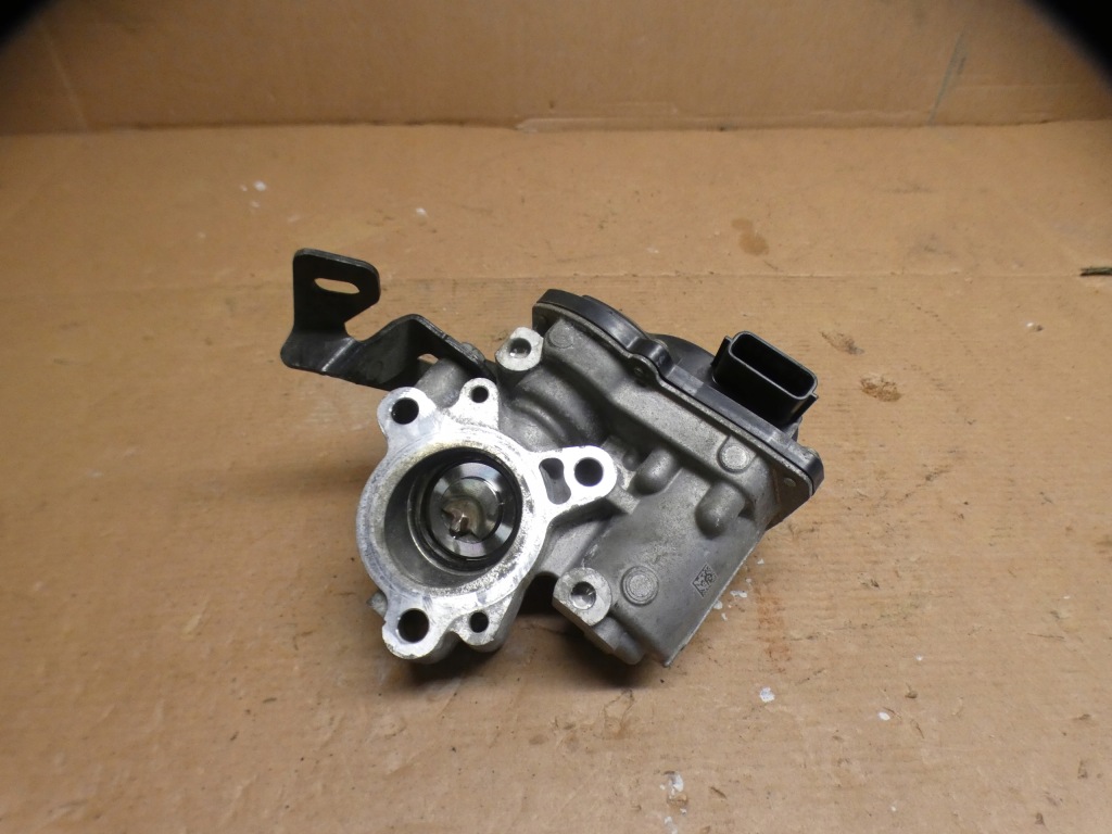 Купить Дроссельная заслонка клапан egr 147100361r mercedes vito iii w447 1.7 cdi r9n 21r