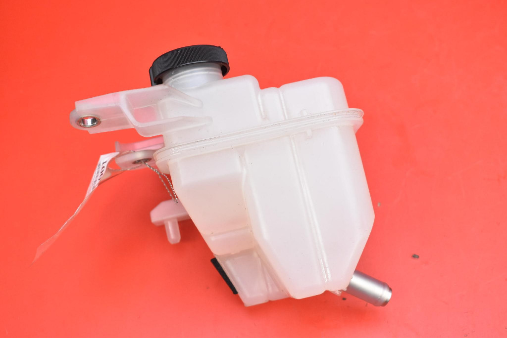 фото №5, Бачок расширительный toyota bz4x 204 km 22-