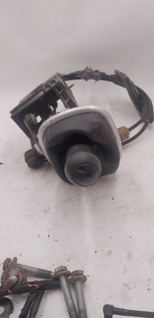 Домкрат переключения передач тросы renault scenic ii 1.5 dci 8200520060 Доставка