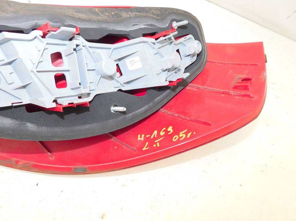 Купить Mercedes a w169 1.5 фара левая задняя